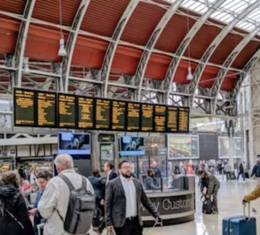 Smart Airports of Tomorrow: The Future of Air Travel in 2025